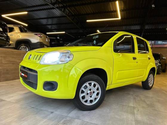 FIAT UNO 1.0 EVO VIVACE 8V FLEX 4P MANUAL FIAT UNO 1.0 EVO VIVACE 8V FLEX 4P MANUAL